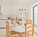 Апартаменты Bmyguest - Terrace Эрисейра