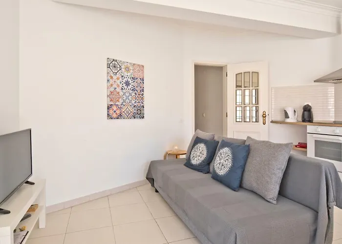 Bmyguest - Terrace *